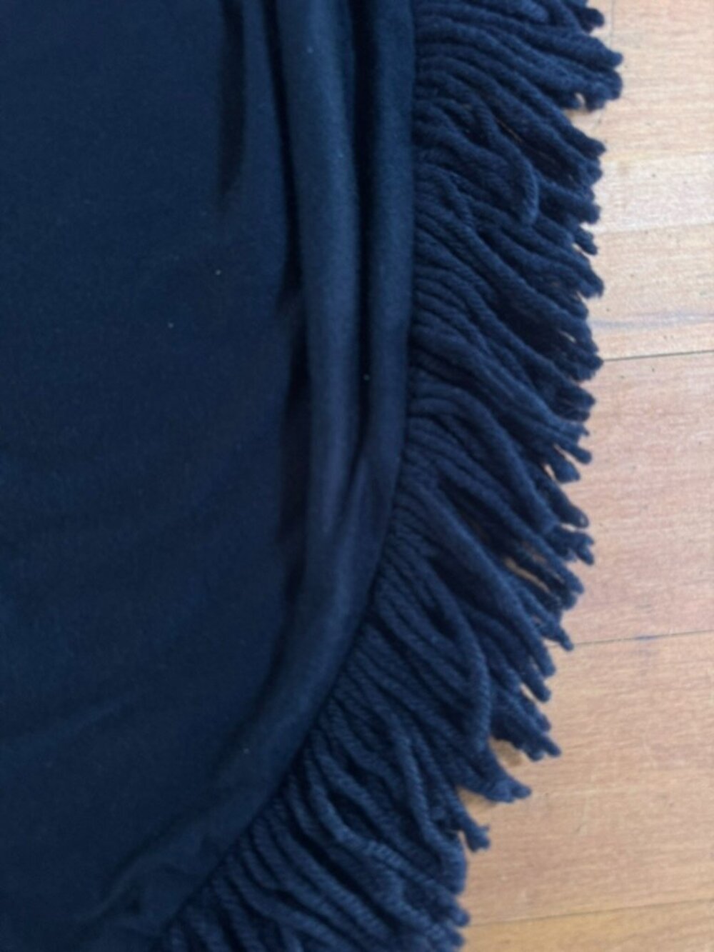 Black Fringe Triangle Shawl Wrap Gothic Witchy Dark Academia Boho - Picture 5 of 13